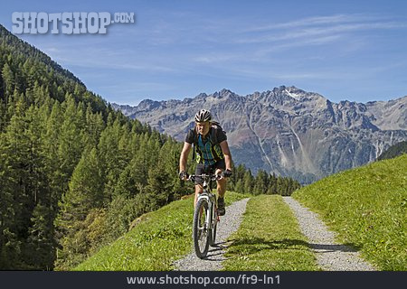 
                Mountainbiken, ötztaler Alpen                   