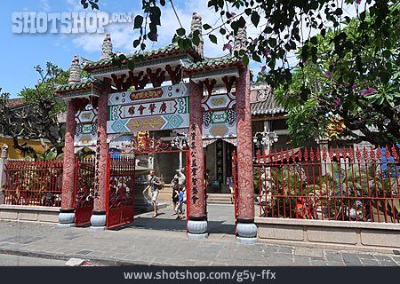 
                Tempel, Hoi An                   