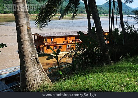 
                Hausboot, Mekong                   