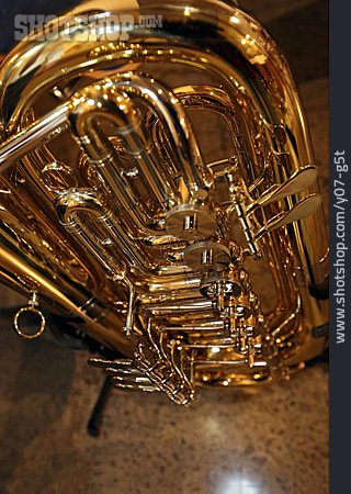 
                Blasinstrument, Tuba                   