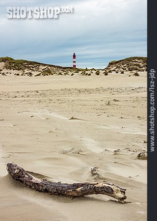 
                Sandstrand, Leuchtturm Amrum                   