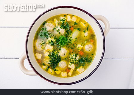 
                Suppe, Griessknödel                   