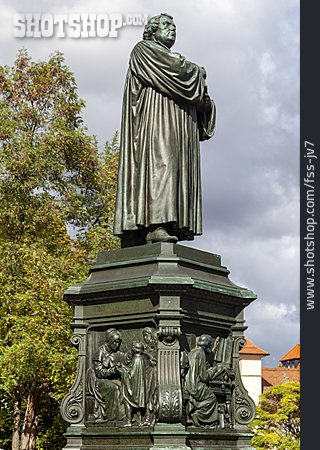 
                Eisenach, Lutherdenkmal                   