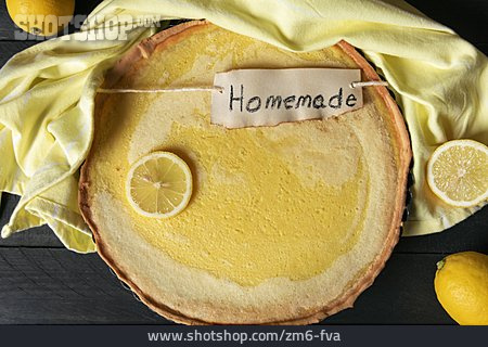 
                Zitronenkuchen, Homemade                   