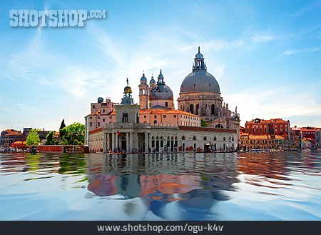 
                Venedig, Santa Maria Della Salute                   