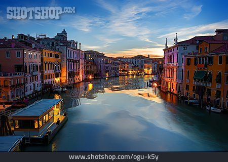 
                Wasserstraße, Venedig, Canale Grande                   