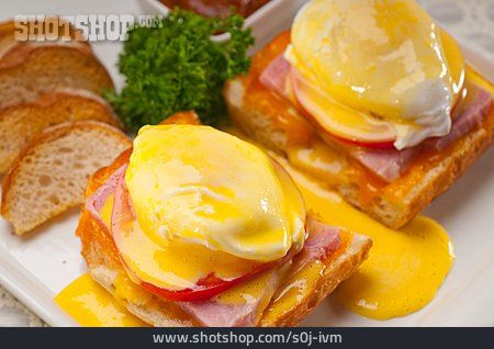 
                Frühstück, Eggs Benedict                   