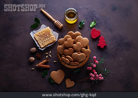 
                Gingerbread Heart, Baking Ingredients                   
