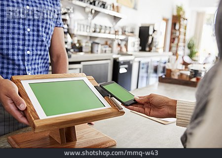 
                Bezahlen, Smartphone, Greenscreen, Mobile Payment                   