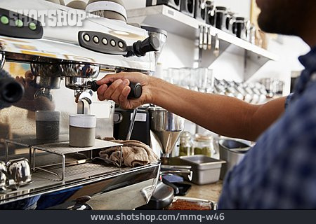 
                Zubereiten, Espressomaschine, Barista                   