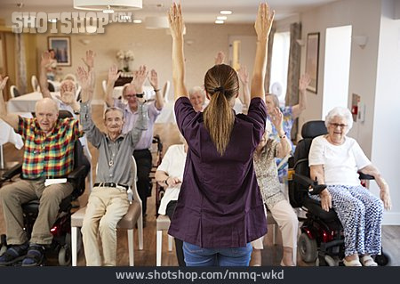 
                Senioren, Trainieren, Beweglichkeit                   