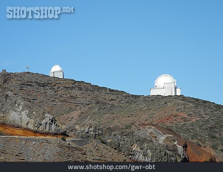 
                Roque-de-los-muchachos-observatorium                   