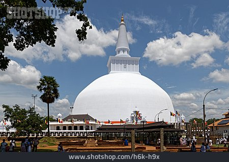 
                Stupa, Buddhistischer Tempel, Ruwanwelisaya                   