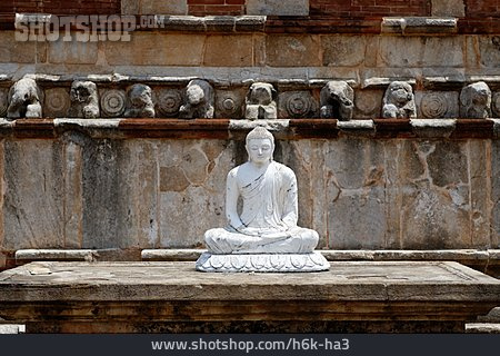 
                Buddhafigur, Jetavanaramaya                   