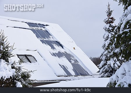 
                Photovoltaik, Solaranlage, Solarhaus                   