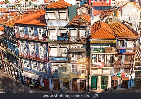 
                Altstadt, Wohnhäuser, Porto                   