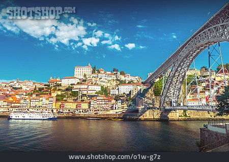 
                Porto                   