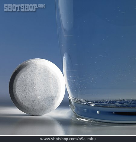
                Tablette, Wasserglas                   