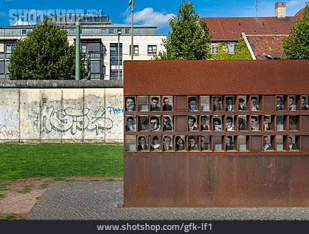 
                Berlin, Maueropfer, Gedenkstätte Berliner Mauer                   