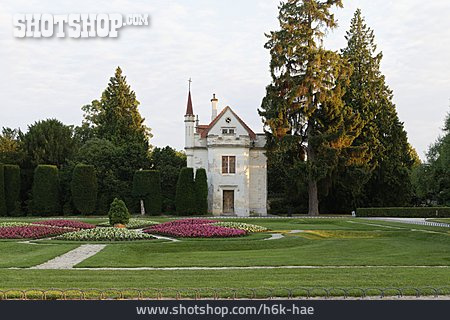 
                Kapelle, Schlossgarten                   