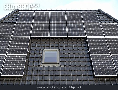 
                Solarzelle, Photovoltaikanlage, Solardach                   