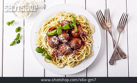 
                Spaghetti, Pastagericht, Hackbällchen                   