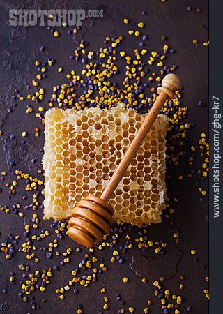 
                Pollen, Bienenwabe, Bienenhonig                   
