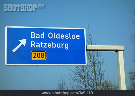
                Autobahnausfahrt, Bad Oldesloe                   