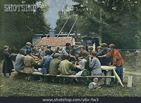 
                Pause, Russland, 1900, Waldarbeiter                   