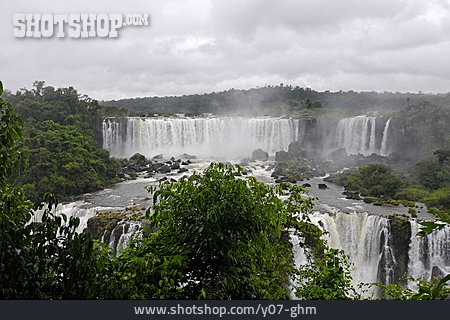 
                Iguazu Wasserfälle                   