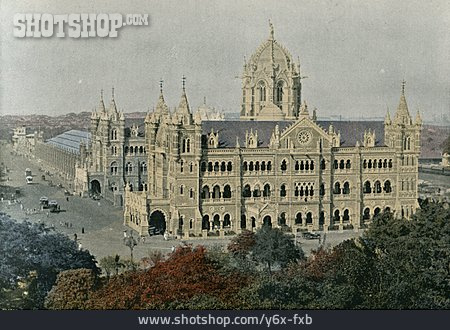 
                Bombay, Victoria Terminus                   