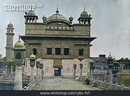
                Amritsar, Harmandir Sahib                   