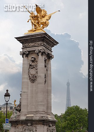 
                Skulptur, Paris, Pont Alexandre Iii, Fama Des Krieges                   