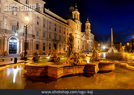 
                Piazza Navona, Fontana Del Moro                   
