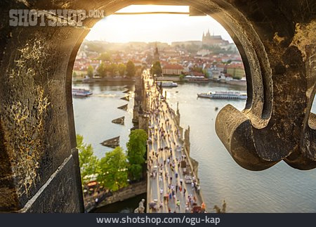 
                Prag, Gotisch, Karlsbrücke                   