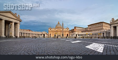 
                Petersdom, Petersplatz, Vatikanischer Obelisk                   