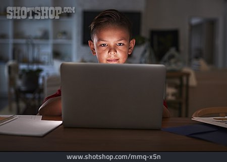 
                Boy, Laptop, Online                   