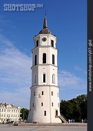 
                Glockenturm, Kathedrale St. Stanislaus                   