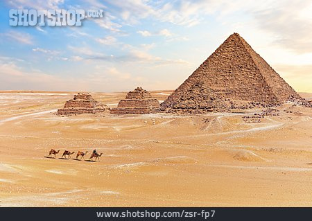 
                Karawane, Cheops-pyramide, Pyramiden Von Gizeh                   