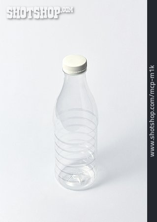 
                Flasche, Kunststoffflasche                   