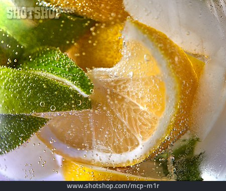 
                Zitronenwasser, Kohlensäurehaltig                   