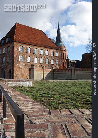
                Lübeck, Burgkloster                   