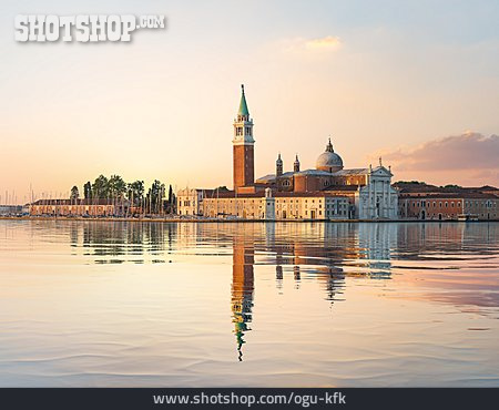
                Benediktiner-abtei, San Giorgio Maggiore, Lagune Von Venedig                   