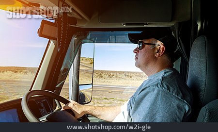 
                Lastwagenfahrer, Lkw-fahrer                   