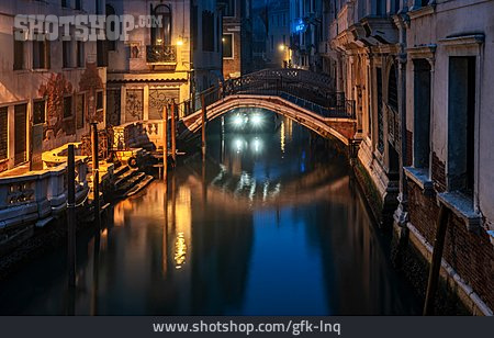 
                Venedig, Wasserkanal                   