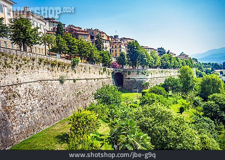 
                Festung, Bergamo, Citta Alta                   