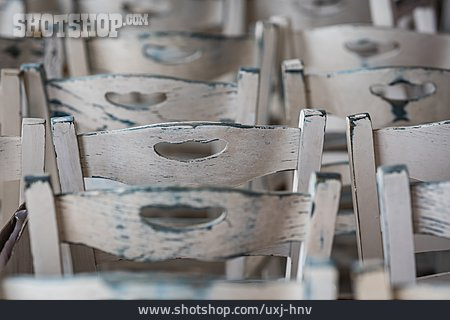 
                Stühle                   