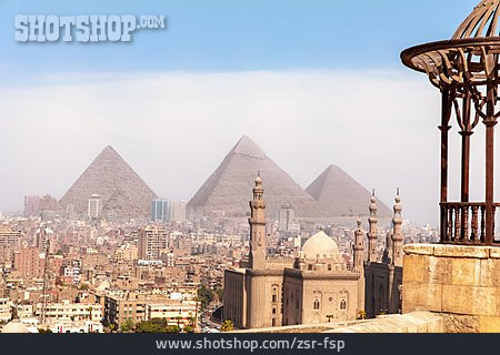 
                Stadtansicht, Pyramiden, Kairo                   