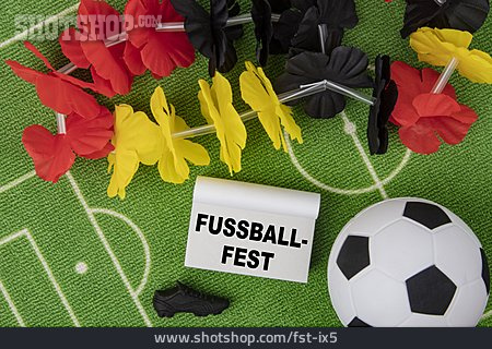 
                Deutschlandfahne, Fußballfest                   