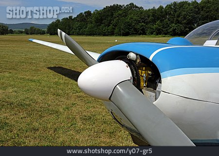 Flugzeug Propeller Propellerflugzeug, Lizenzfreies Bild y07-gr5